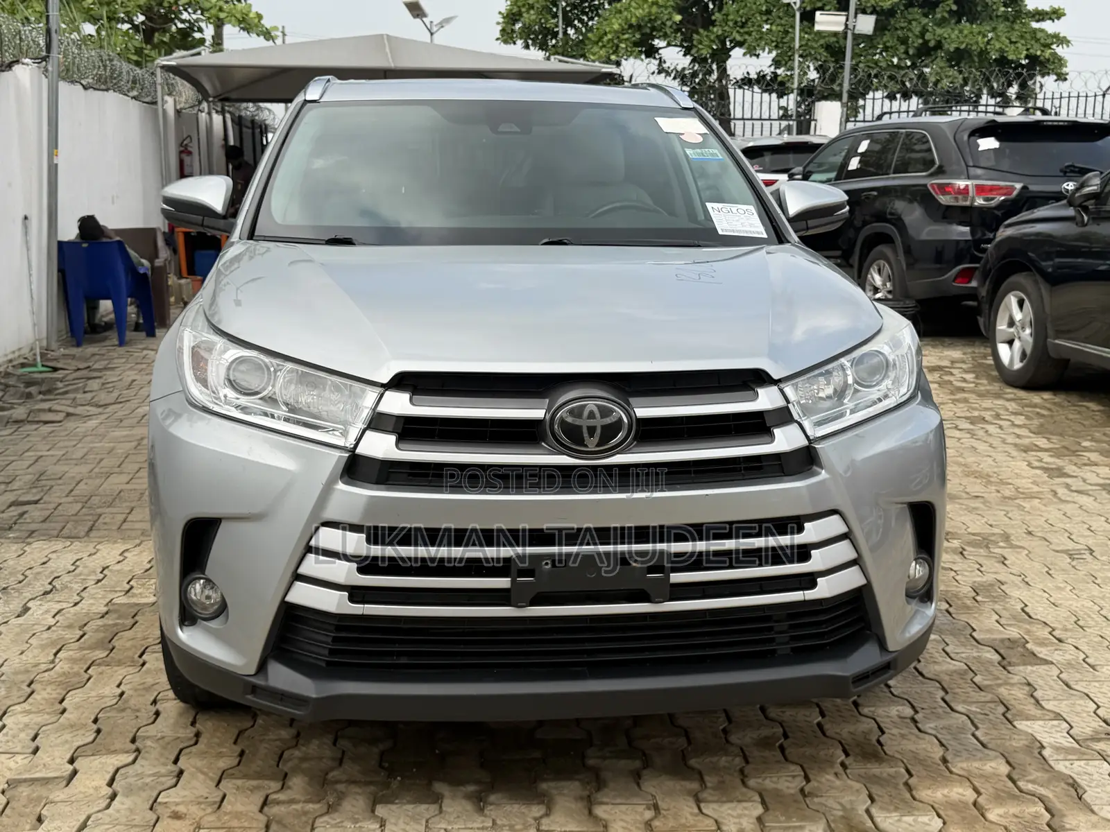 Toyota Highlander XLE 4x4 V6 (3.5L 6cyl 8A) 2018 Silver