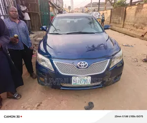 Toyota Camry LE 4dr Sedan (2.4L 4cyl 5A) 2007 Blue