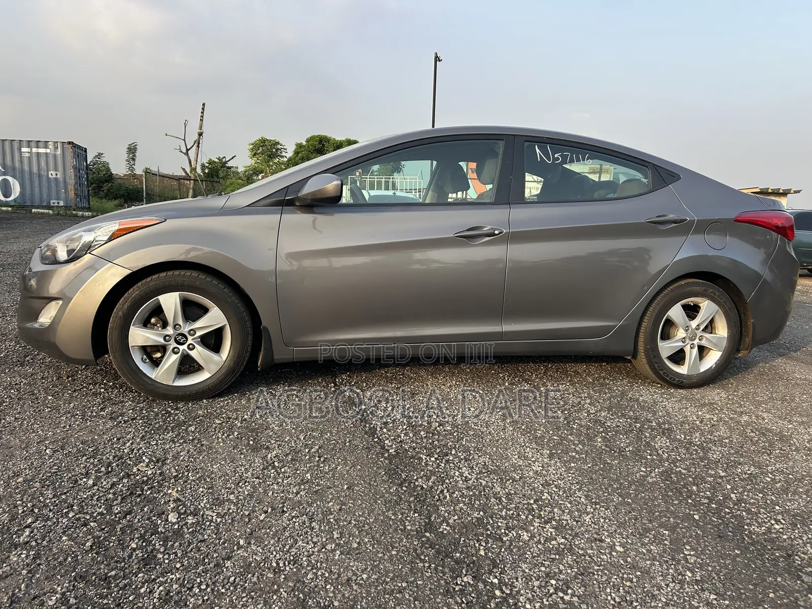 Hyundai Elantra SE 4dr Sedan (1.8L 4cyl 6A) 2014 Gray
