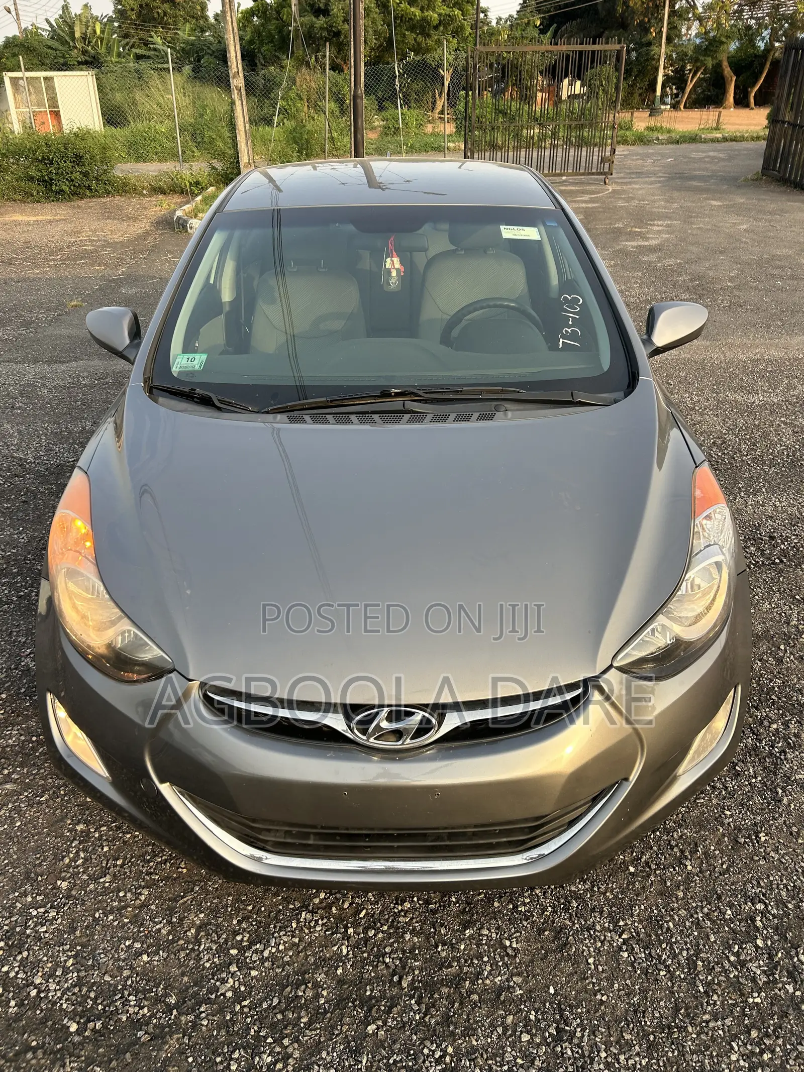 Hyundai Elantra SE 4dr Sedan (1.8L 4cyl 6A) 2014 Gray