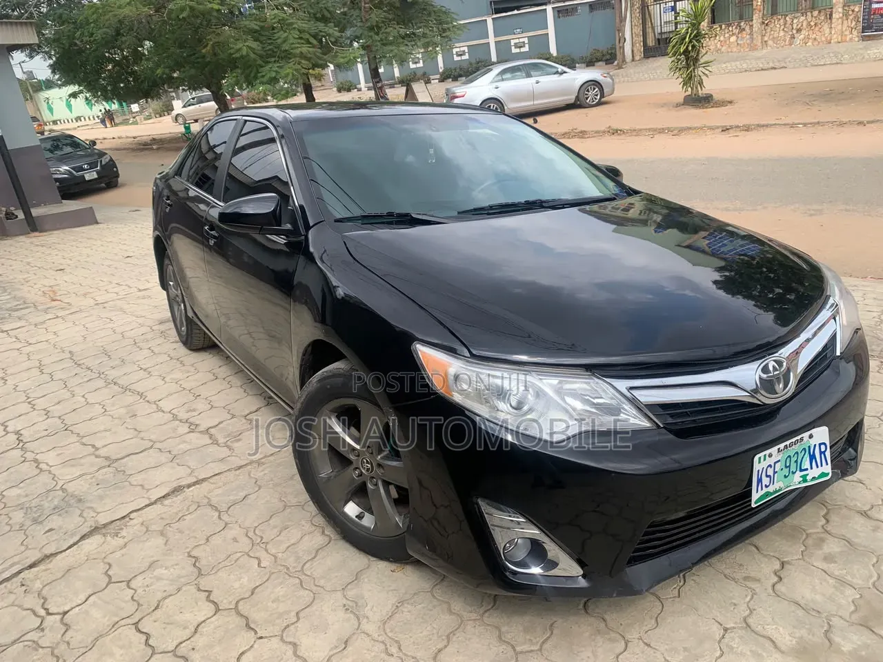 Toyota Camry 2012 Black