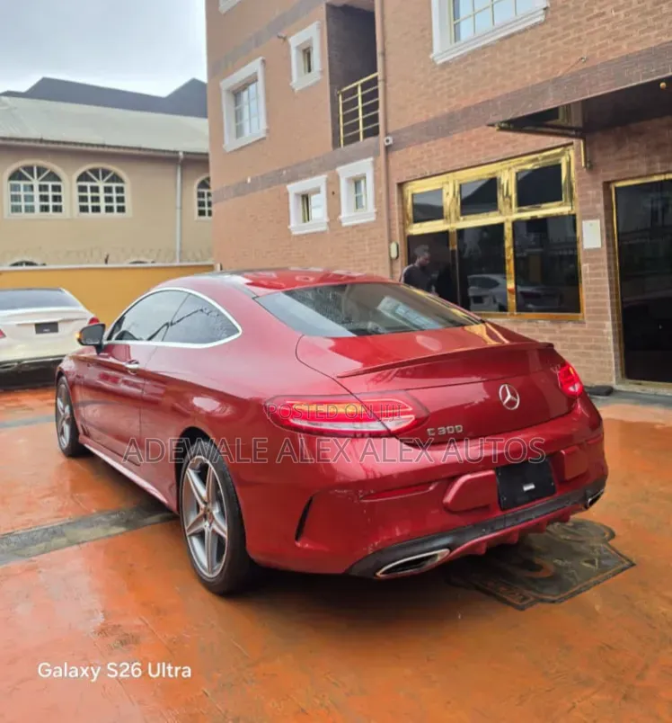 Mercedes-Benz C300 Base 4Matic Coupe AWD (2.0L 4cyl 7A) 2017 Burgundy