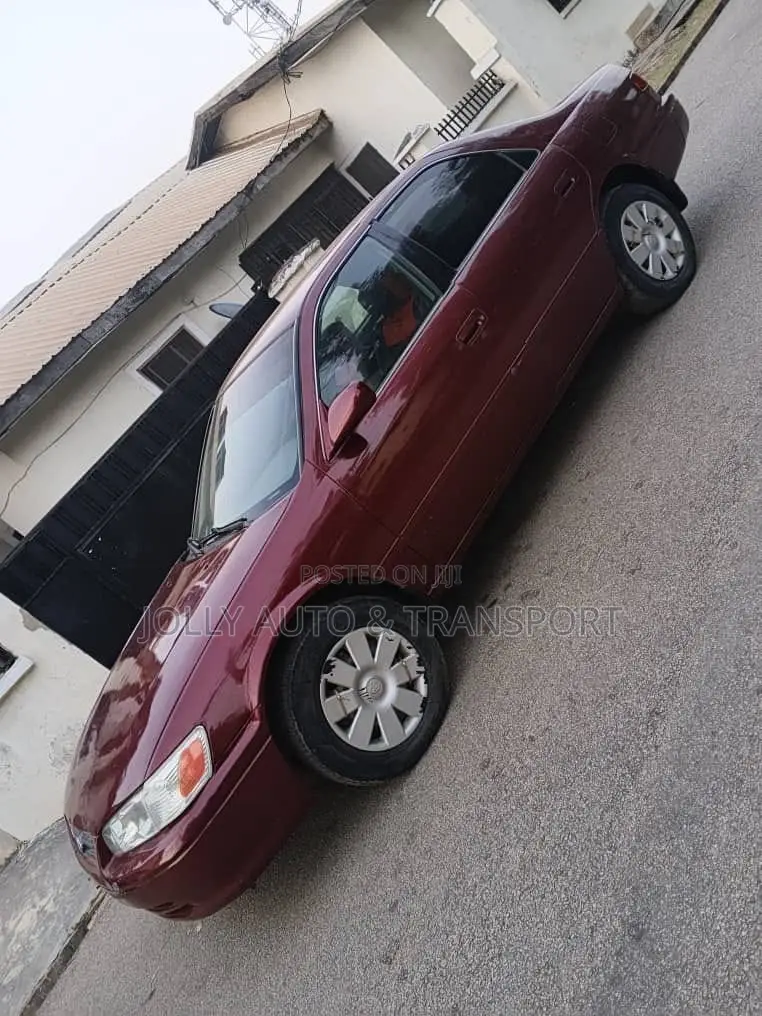 Toyota Camry LE 4dr Sedan (2.2L 4cyl 4A) 2001 Red
