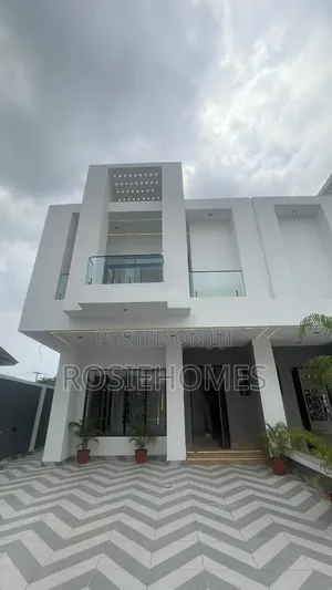 4bdrm Duplex in Harris Drive, VGC / Ajah for sale