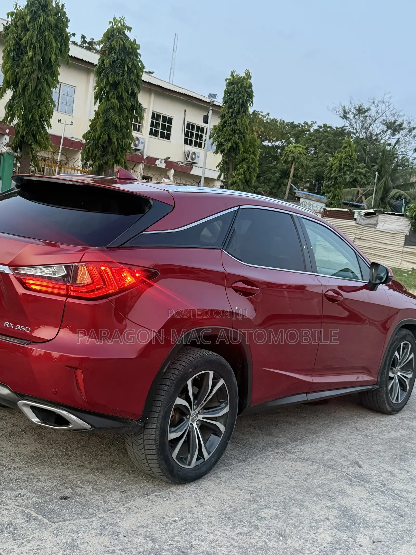 Lexus RX 350 FWD 2017 Red