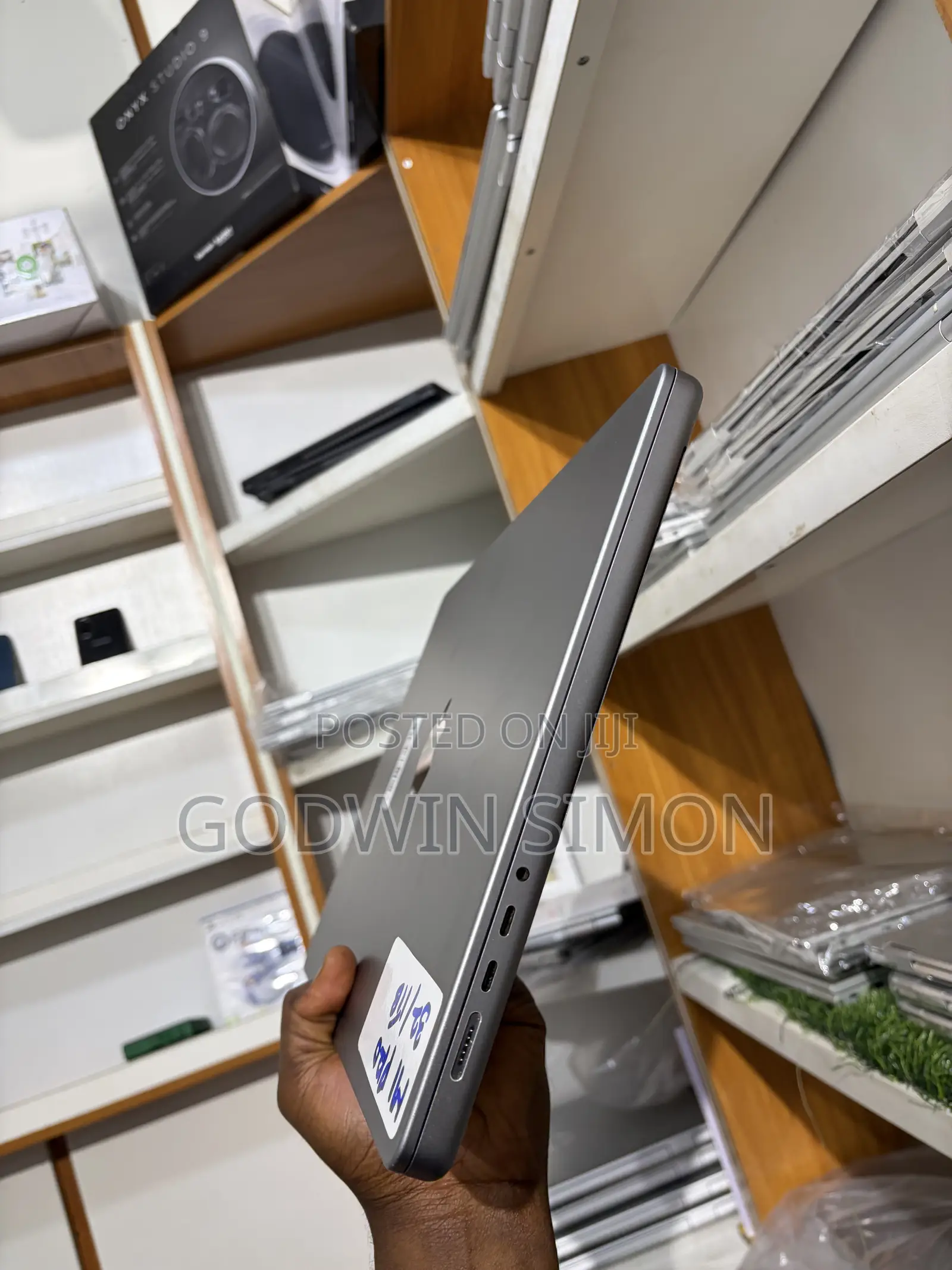 Laptop Apple MacBook Pro 2021 M1 Max 32GB Apple M1 Max SSD 1T