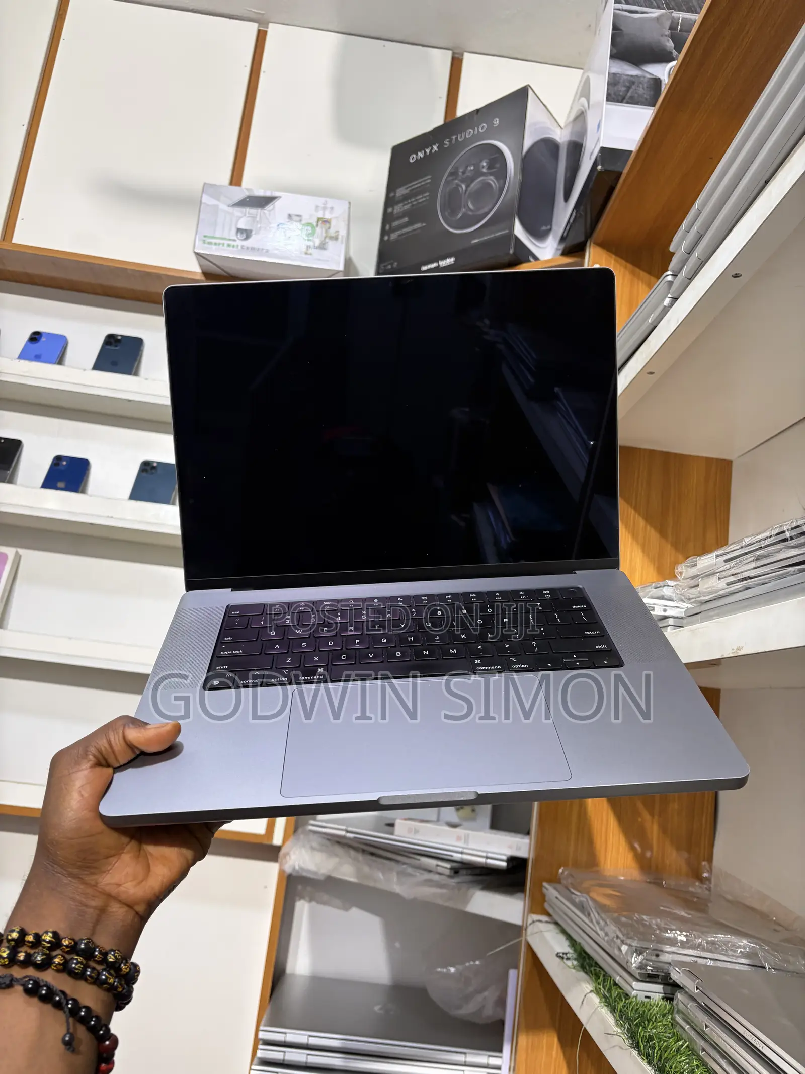 Laptop Apple MacBook Pro 2021 M1 Max 32GB Apple M1 Max SSD 1T