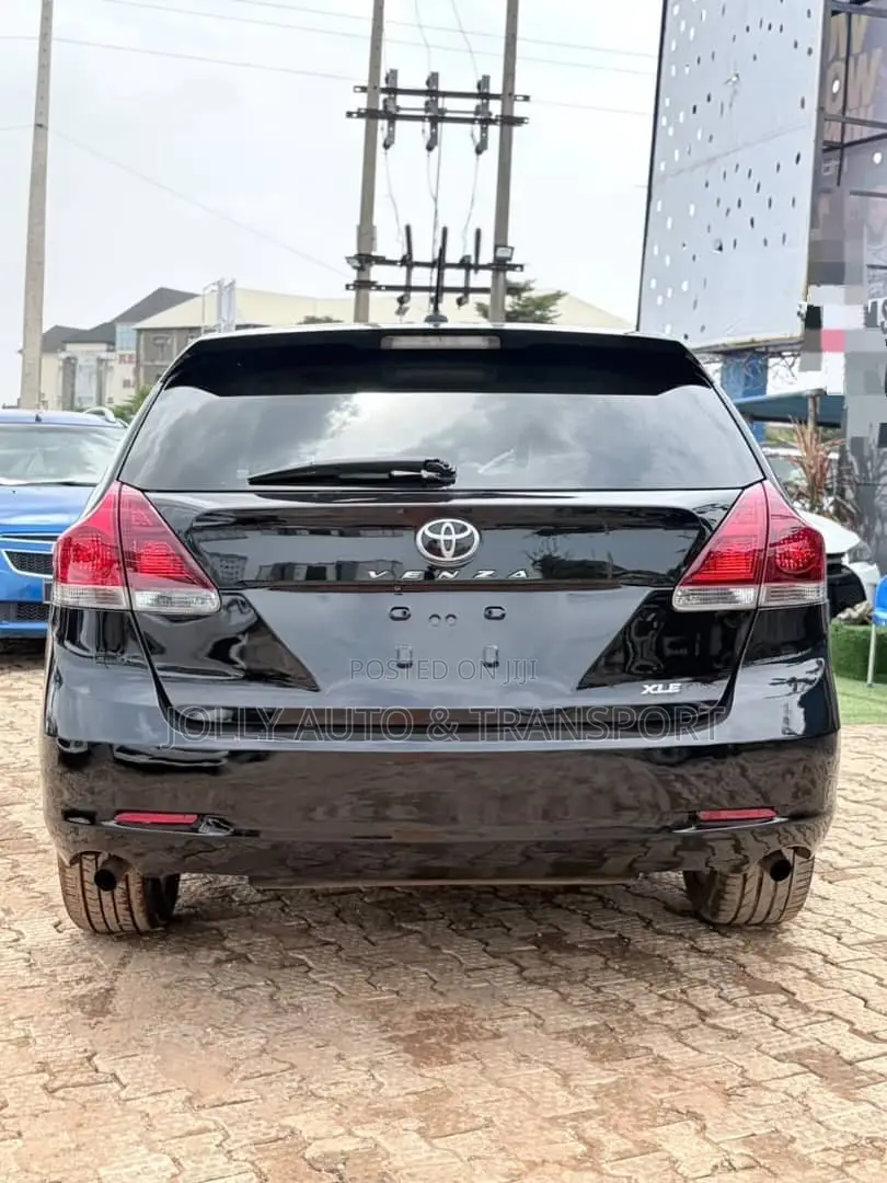 Toyota Venza XLE 2013 Black