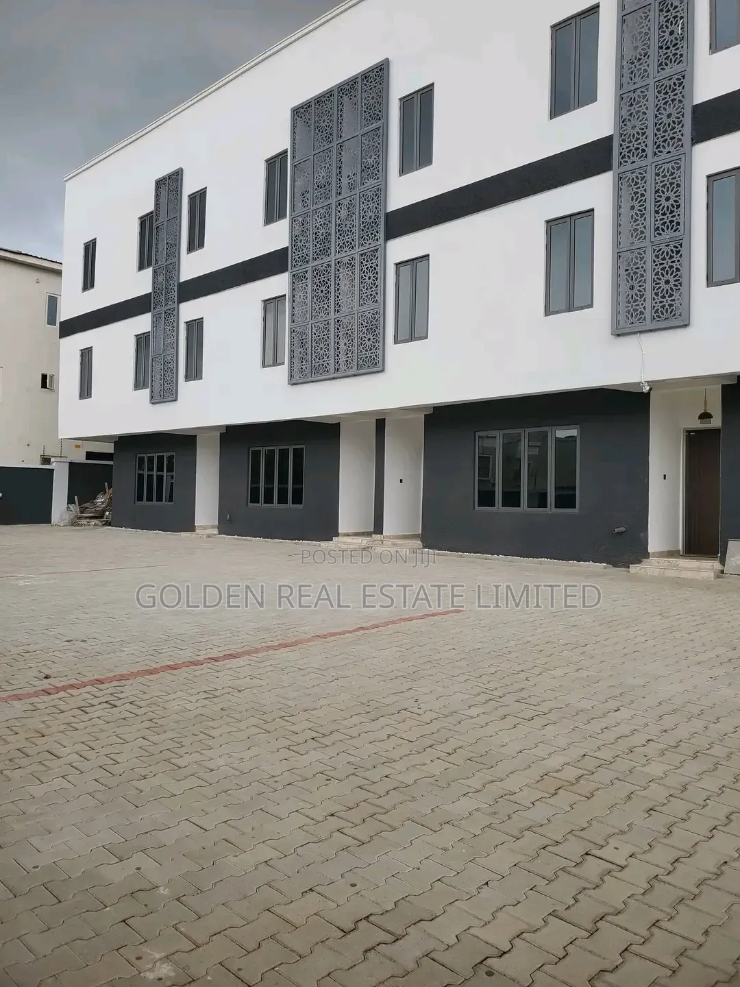2bdrm Block of Flats in Jahi for sale