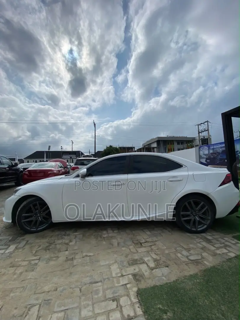 Lexus IS 2014 White