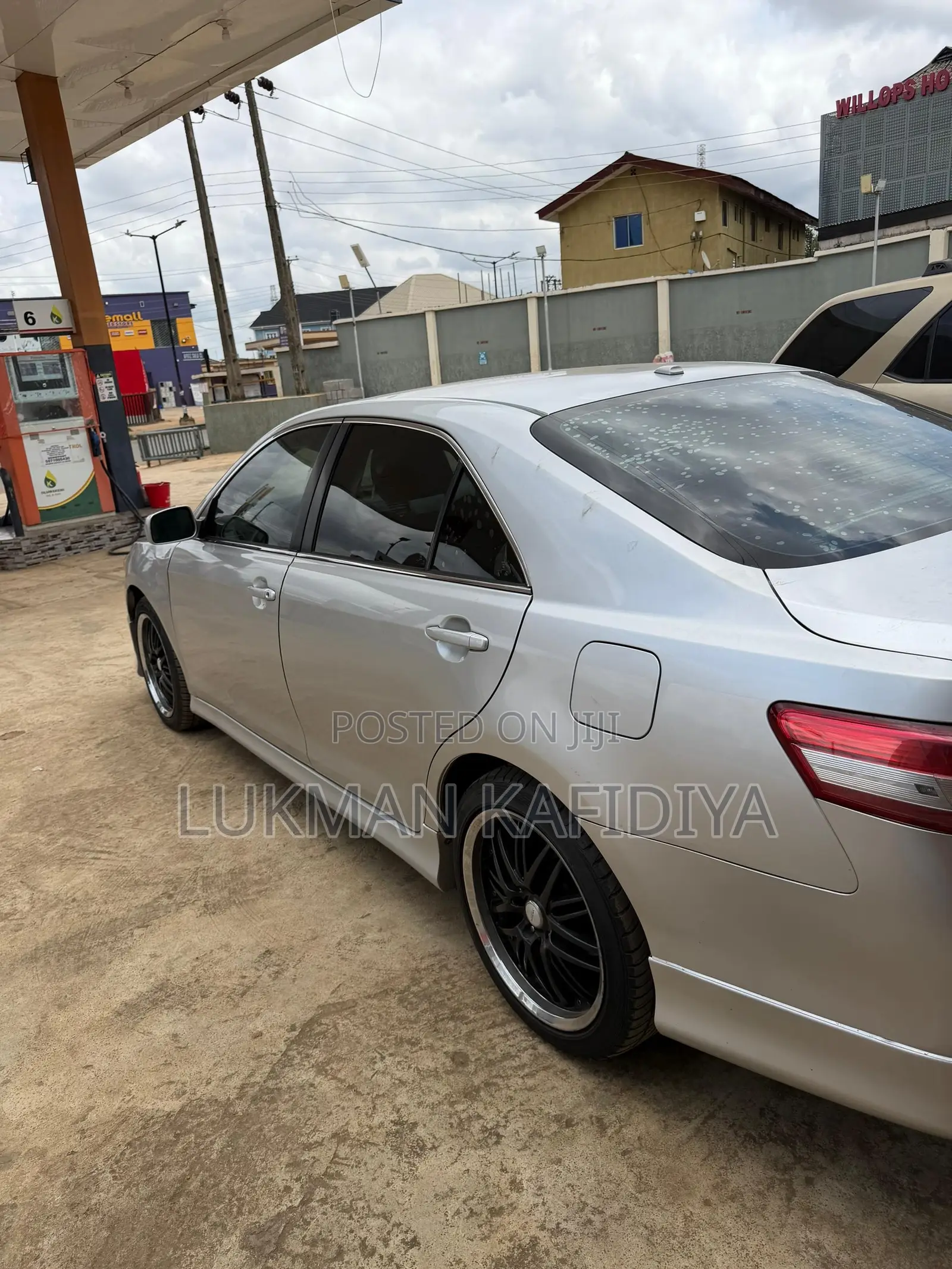 Toyota Camry 2011 Silver