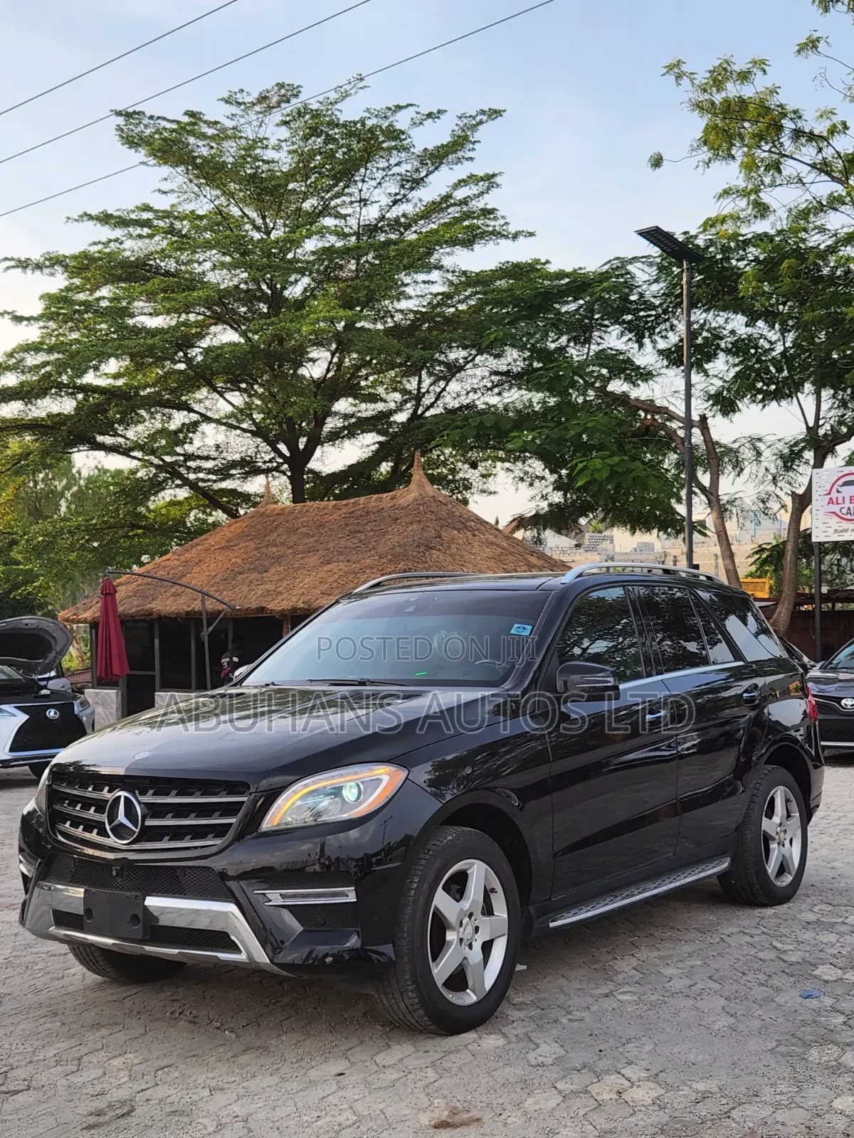Mercedes-Benz M Class ML350 4MATIC 4dr SUV AWD (3.5L 6cyl 7A) 2015