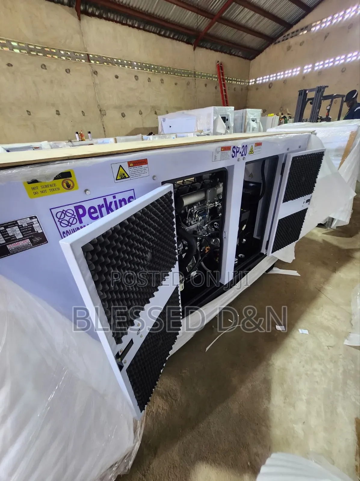 20kva Perkins Soundproof Diesel Generator