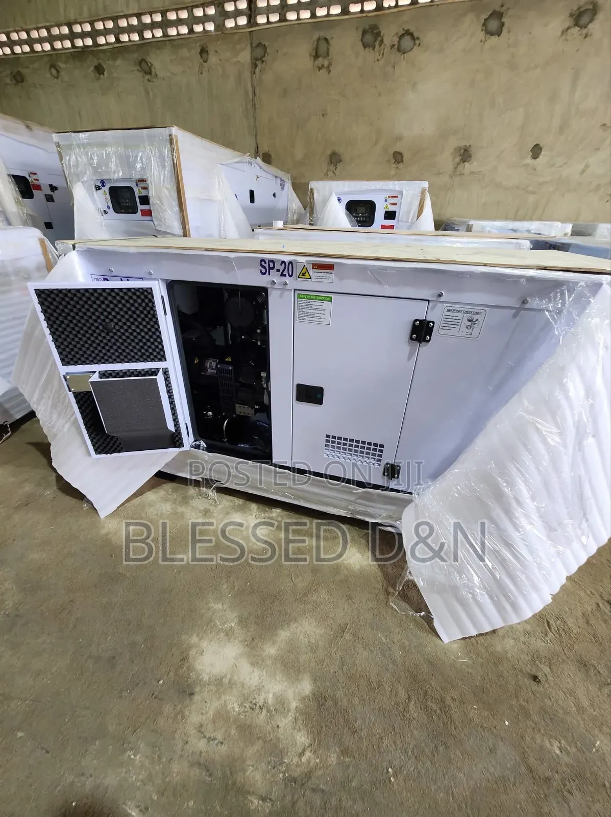 20kva Perkins Soundproof Diesel Generator