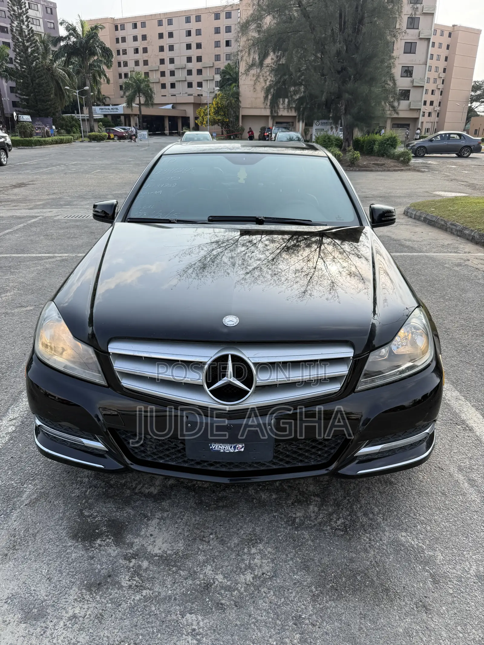 Mercedes-Benz C300 Sport 4Matic Sedan AWD (3.0L 6cyl 7A) 2012 Black