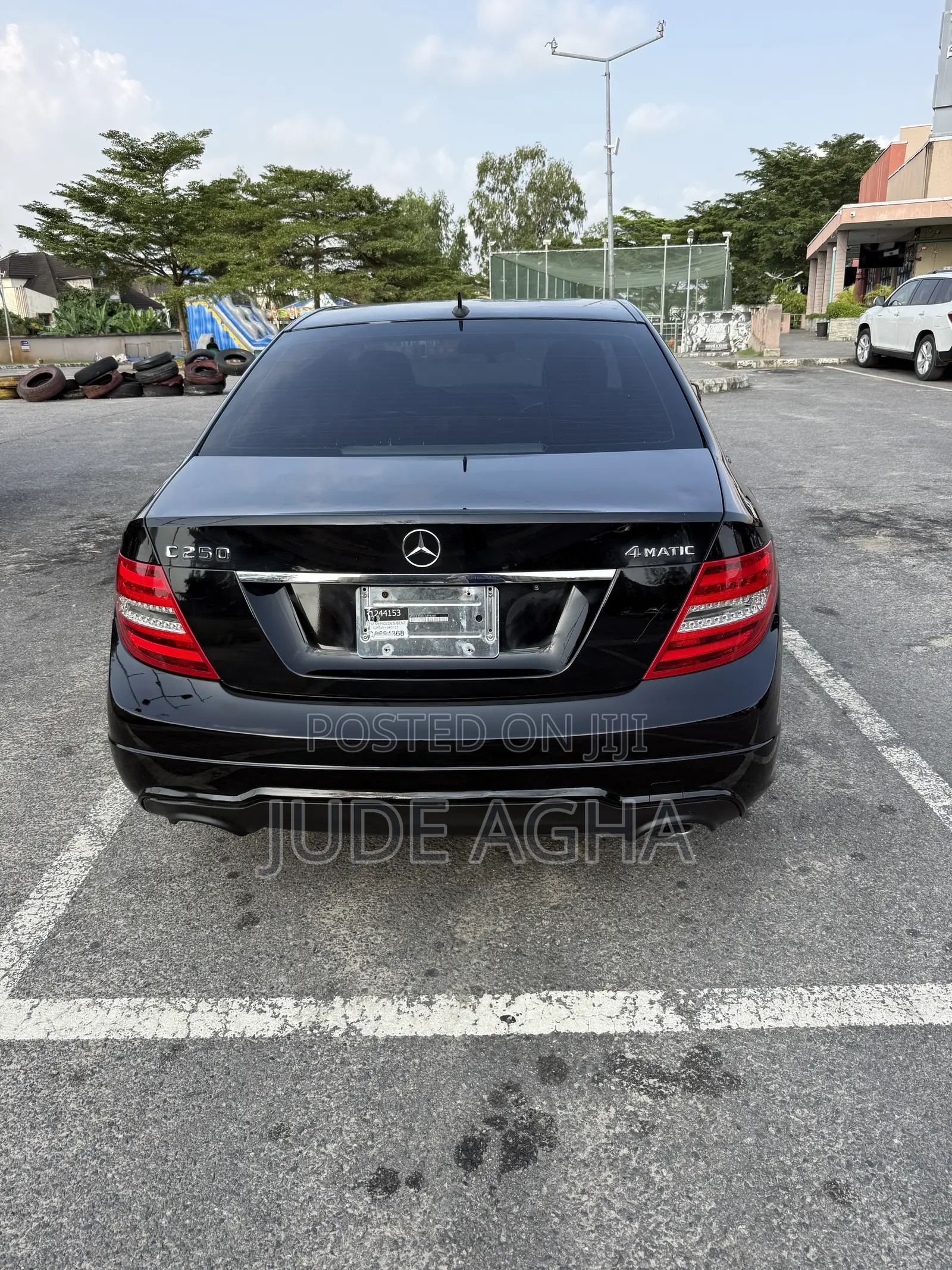 Mercedes-Benz C300 Sport 4Matic Sedan AWD (3.0L 6cyl 7A) 2012 Black