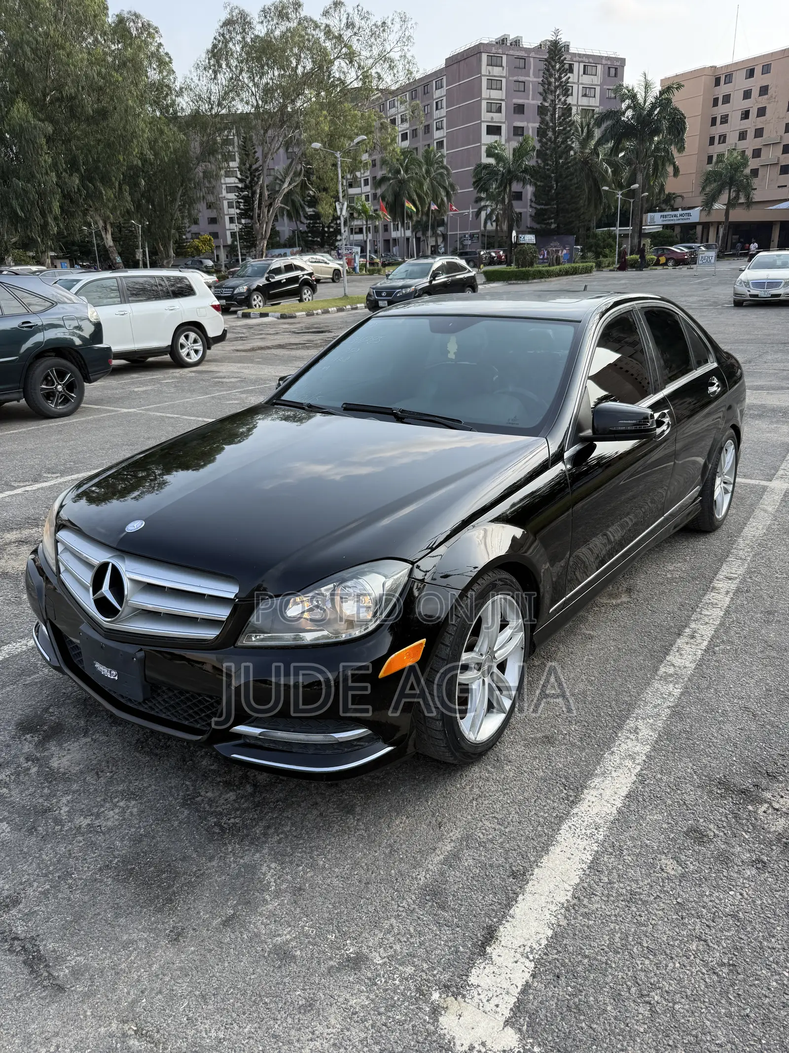 Mercedes-Benz C300 Sport 4Matic Sedan AWD (3.0L 6cyl 7A) 2012 Black