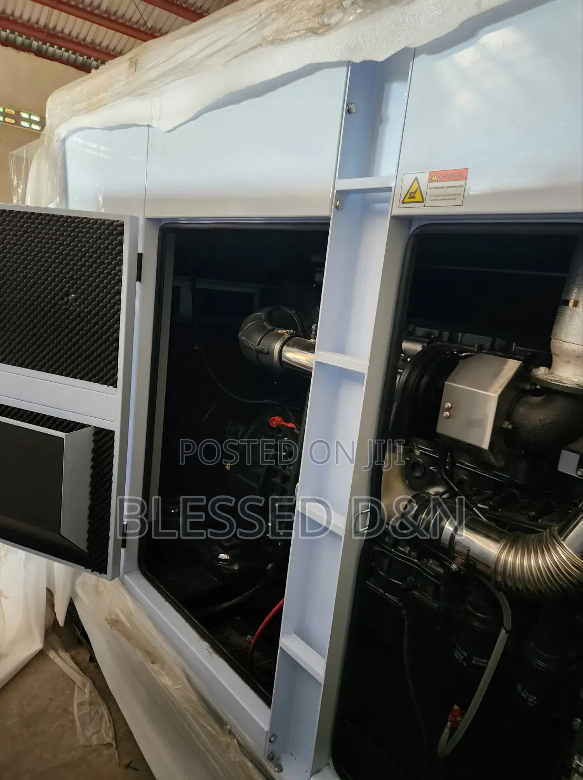 650kva Perkins Soundproof Diesel Engine