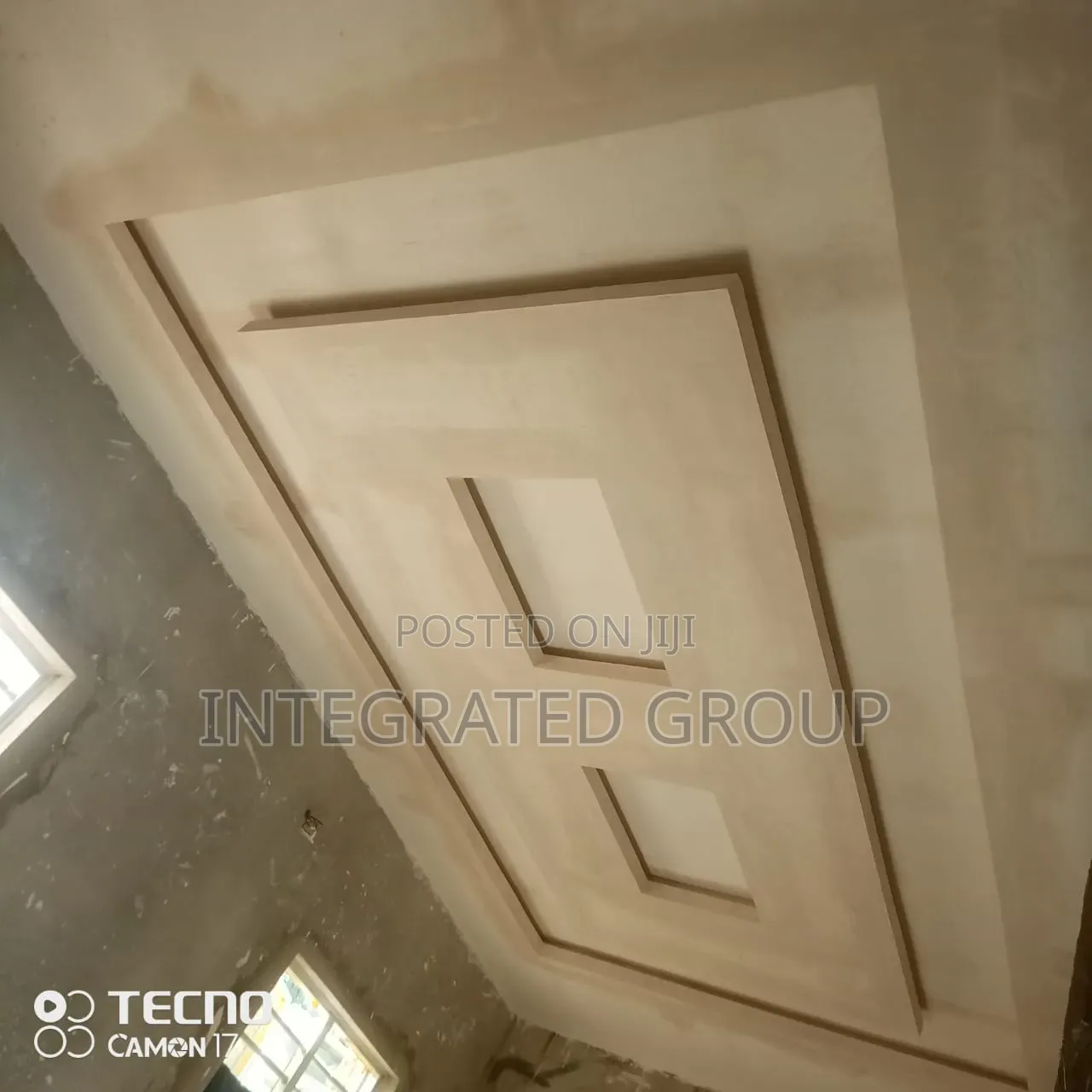 International POP Ceiling Screeding