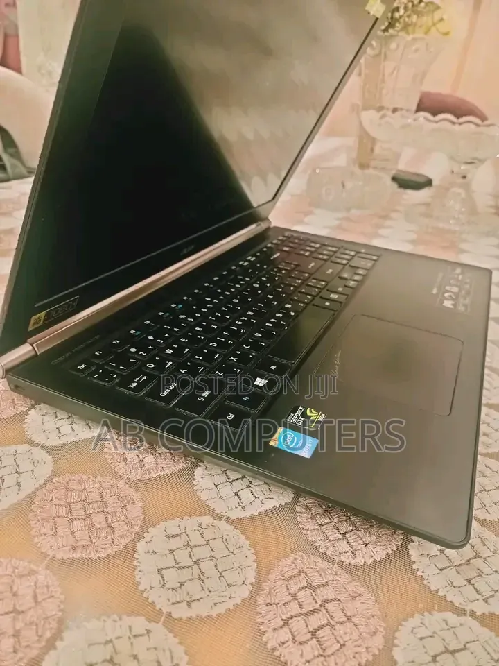 Laptop Acer Aspire VN7-591G 16GB Intel Core i7 SSD 256GB