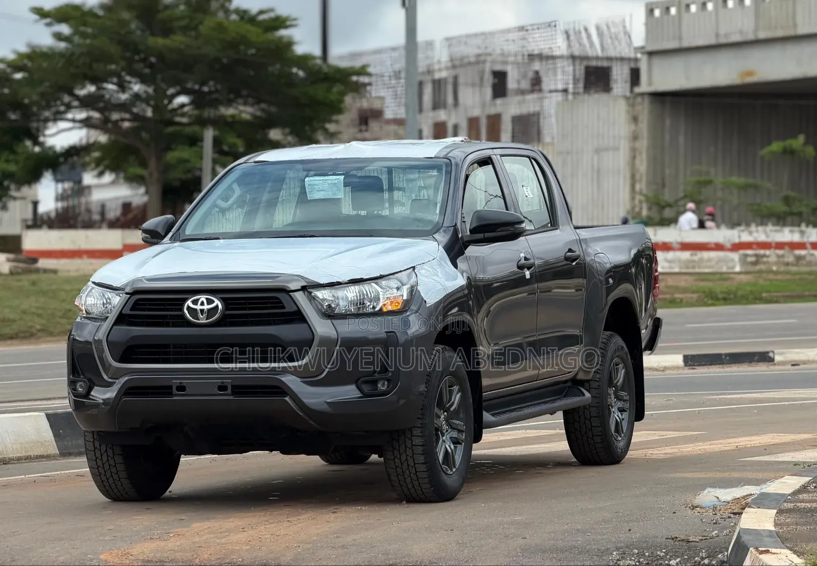 New Toyota Hilux 2026 Black