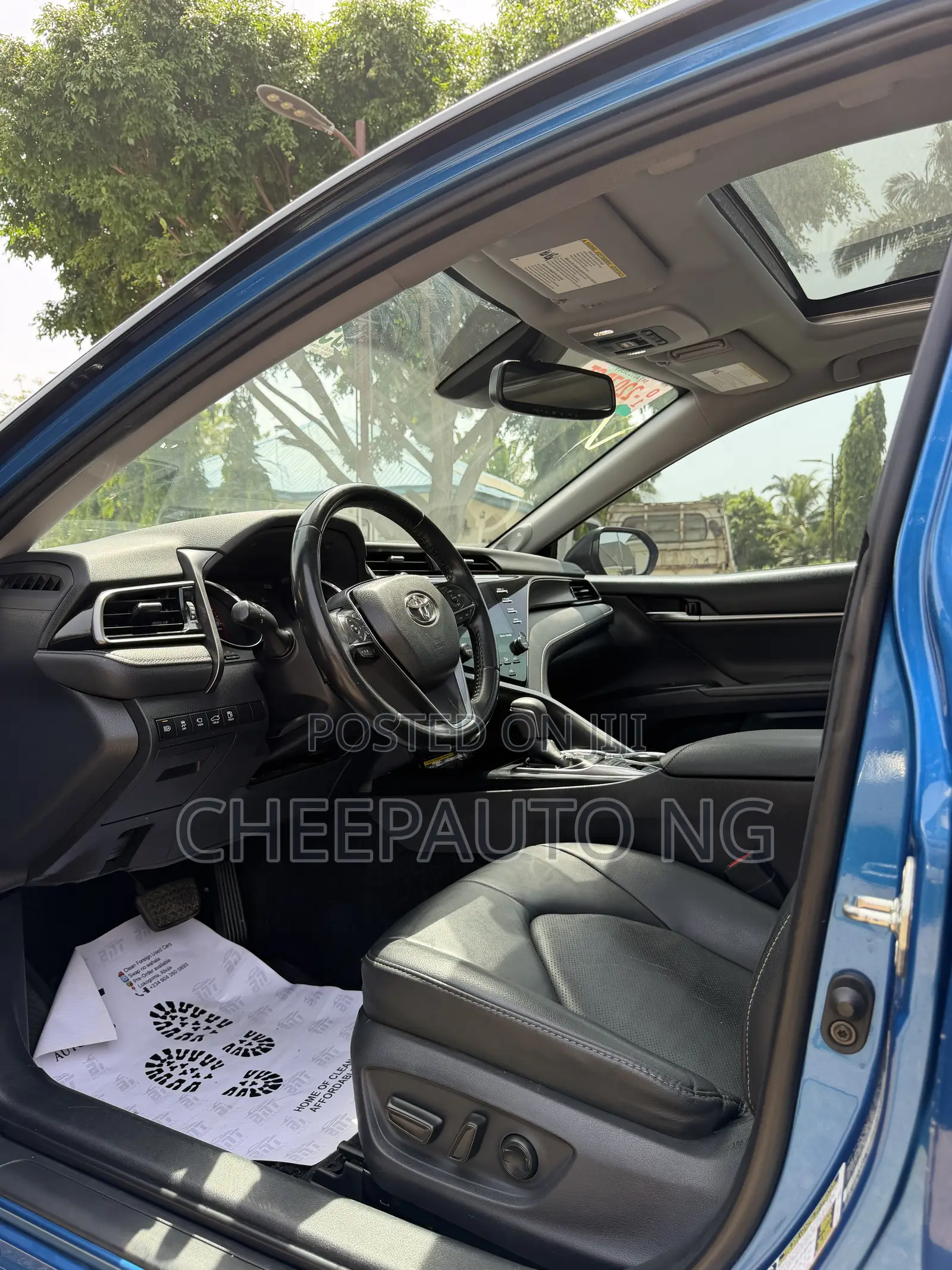 Toyota Camry XSE V6 (3.5L V6 8A) 2019 Blue