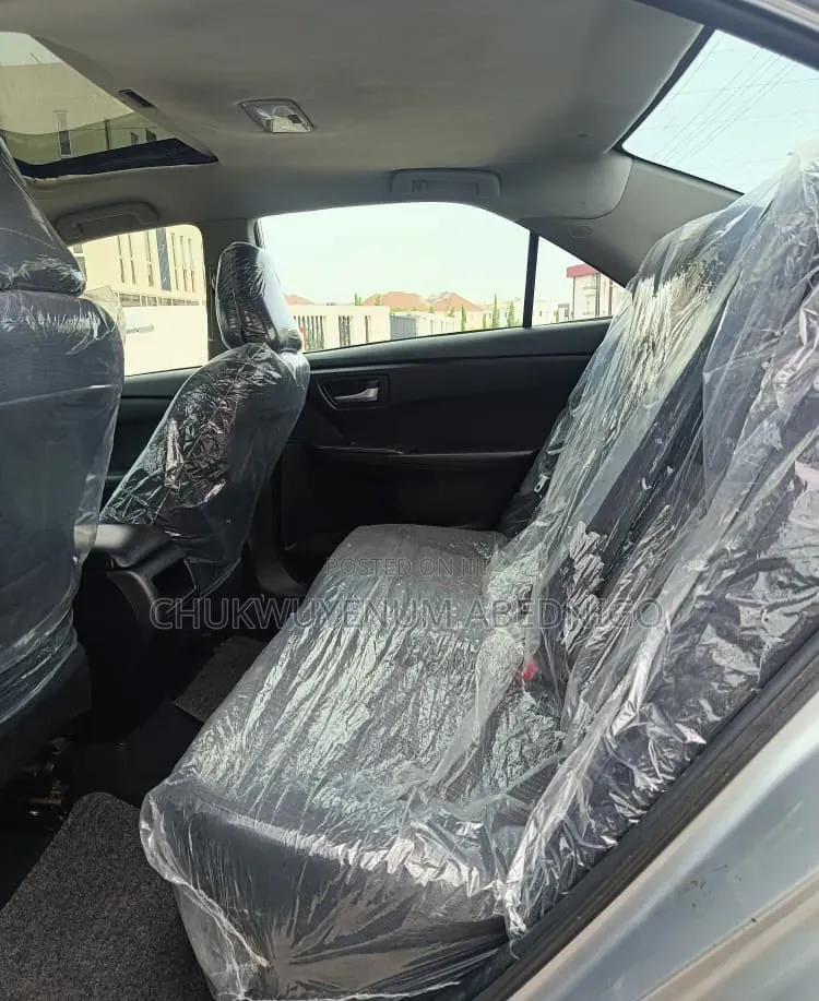 Toyota Camry 2016 Silver