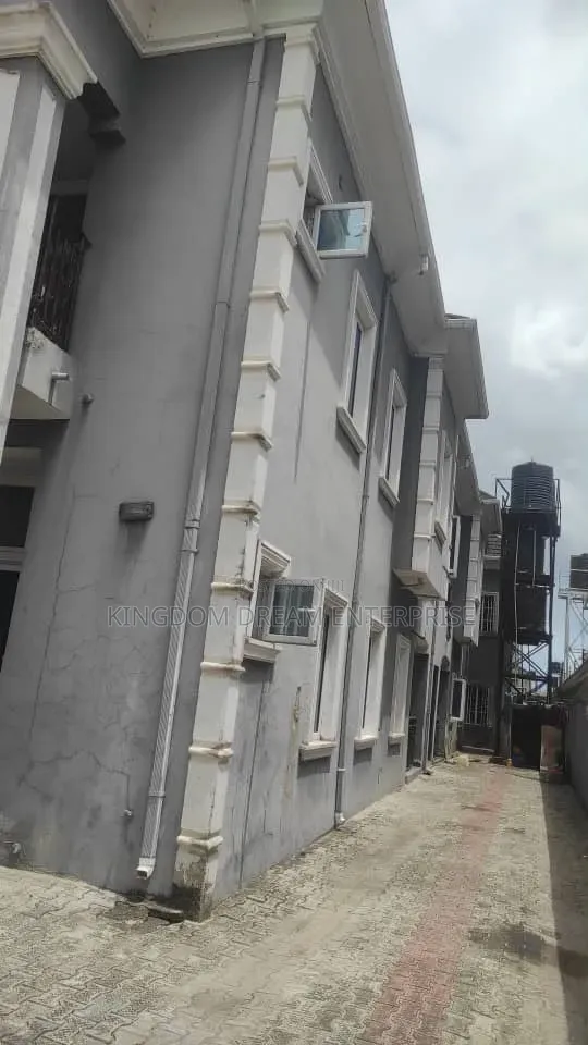 2bdrm Block of Flats in Ogombo Ajah Lagos for sale