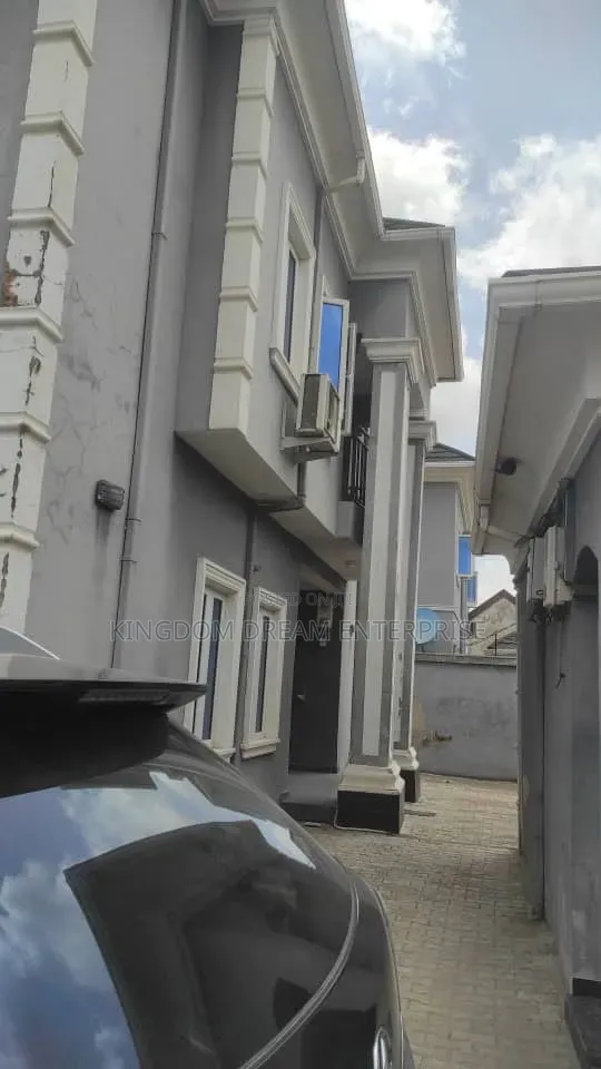 2bdrm Block of Flats in Ogombo Ajah Lagos for sale
