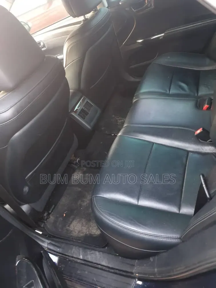 Toyota Avalon XLE Sedar FWD (3.5L 6cyl 6A) 2013 Blue