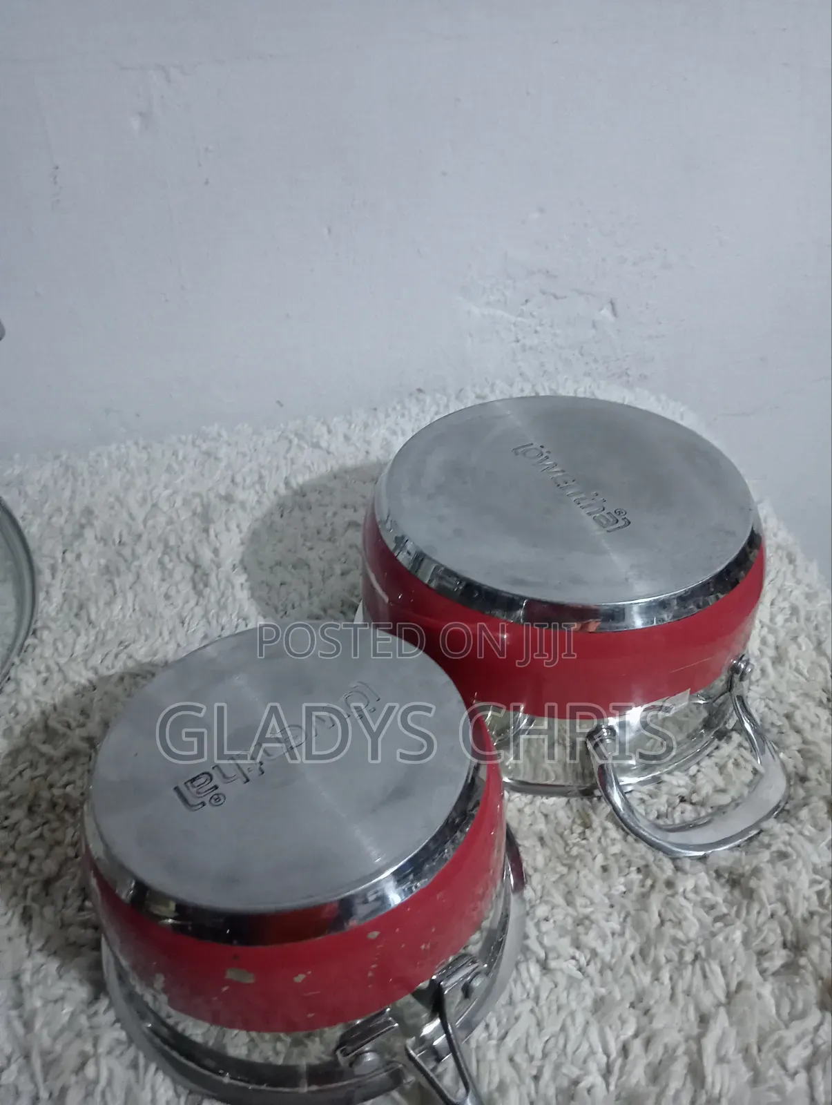 2 Set of Pot Used