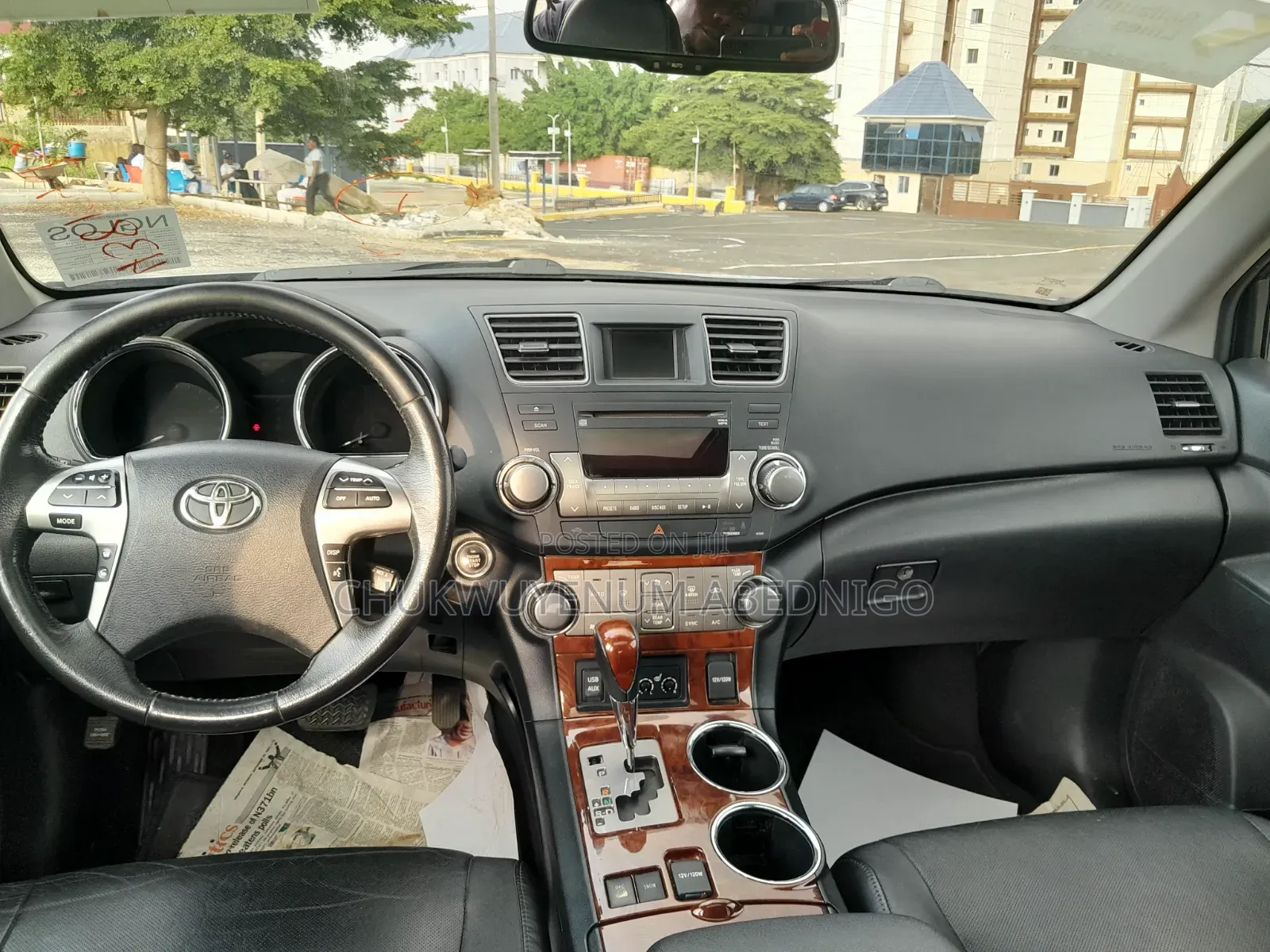 Toyota Highlander SE 2012 Silver