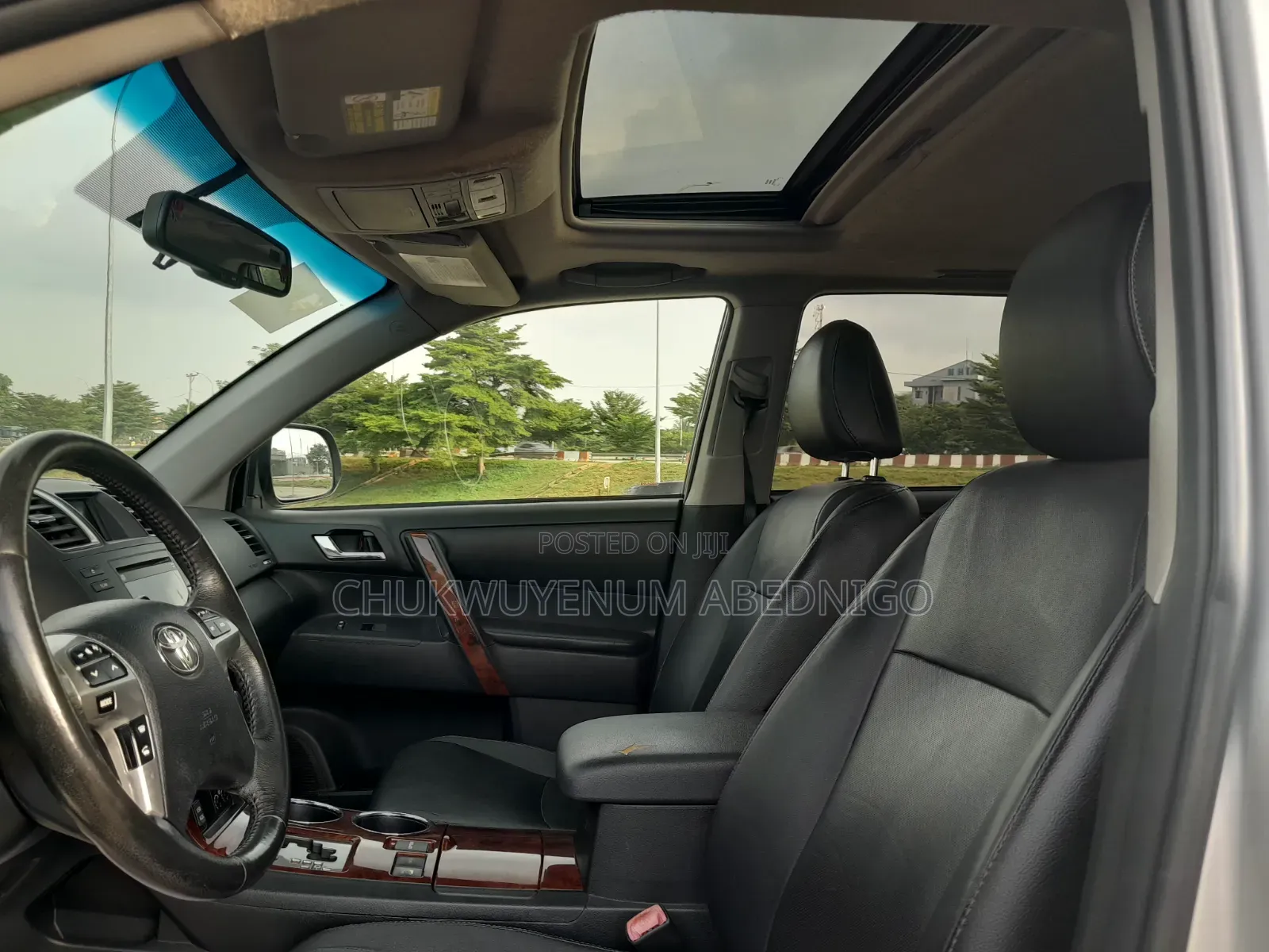 Toyota Highlander SE 2012 Silver