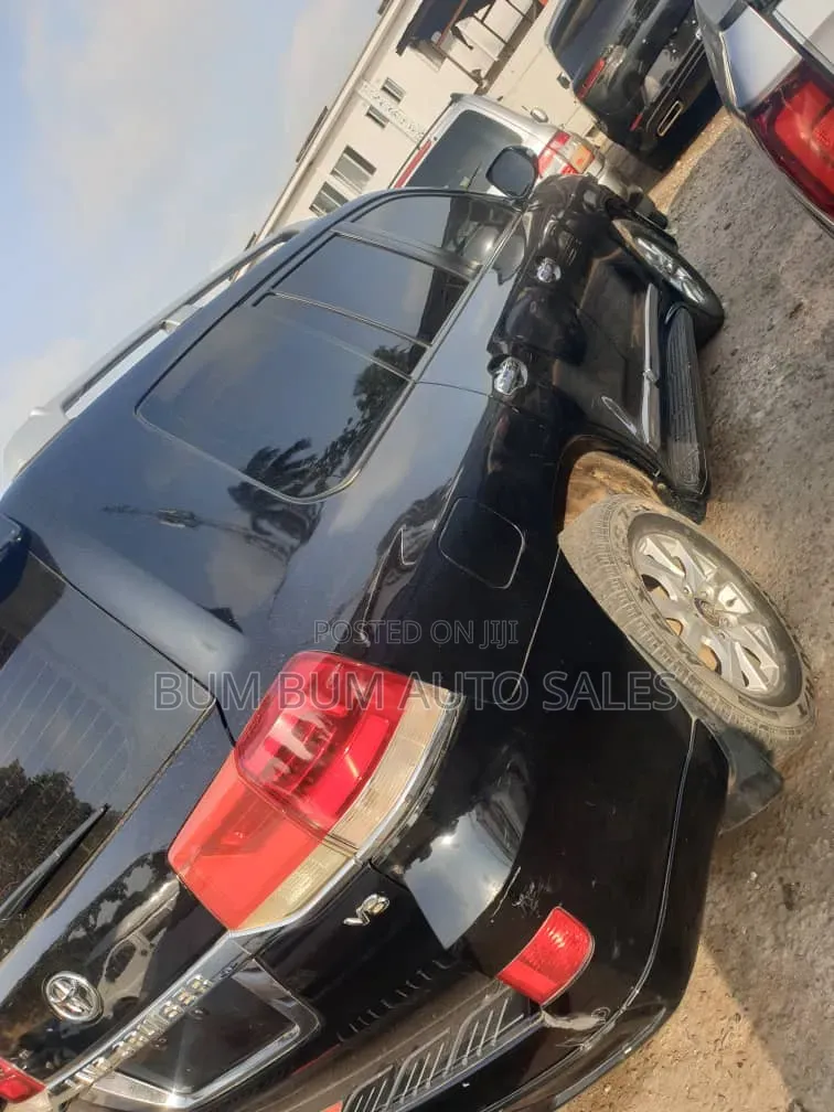 Toyota Land Cruiser 4.5 V8 VXR 2015 Black