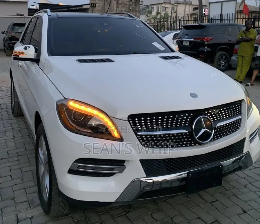 Mercedes-Benz M Class ML350 4MATIC 4dr SUV AWD (3.5L 6cyl 7A) 2014