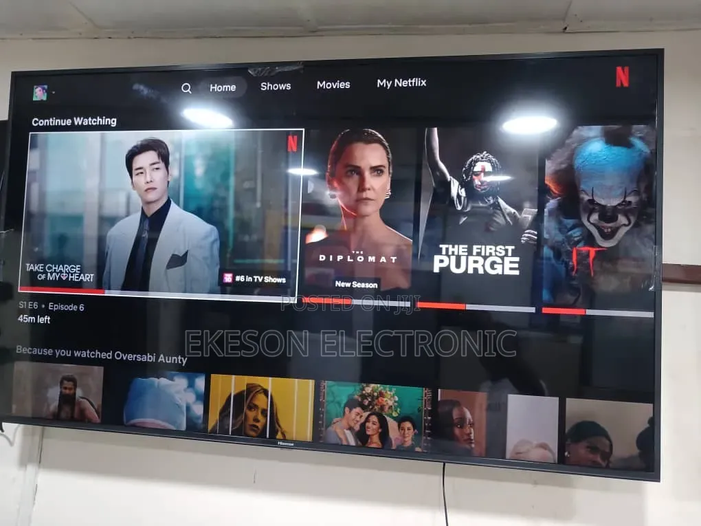 Hisense TV 65inches Smart Original