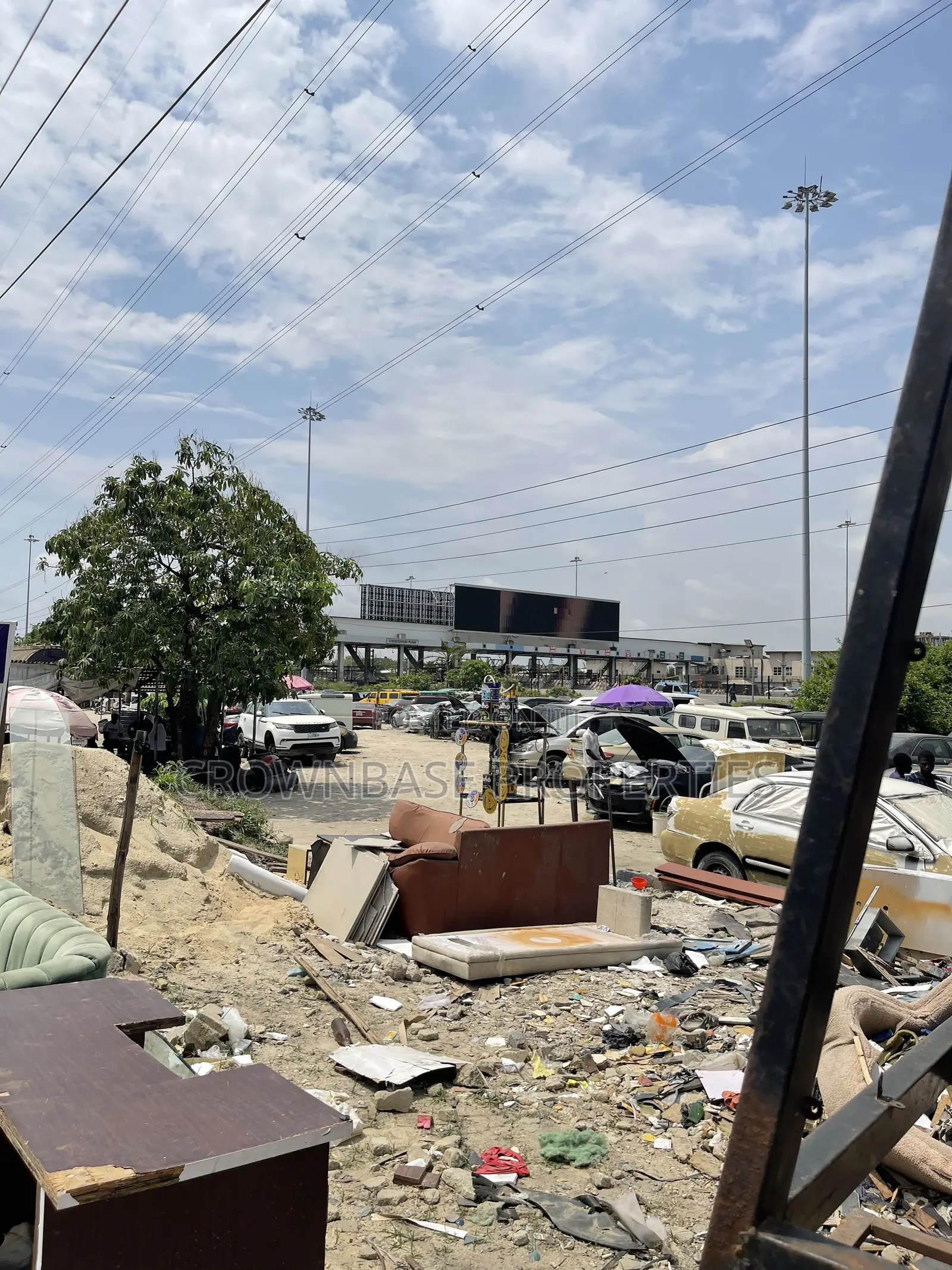 Shops for Sale Opposite Chevron Tollgate
