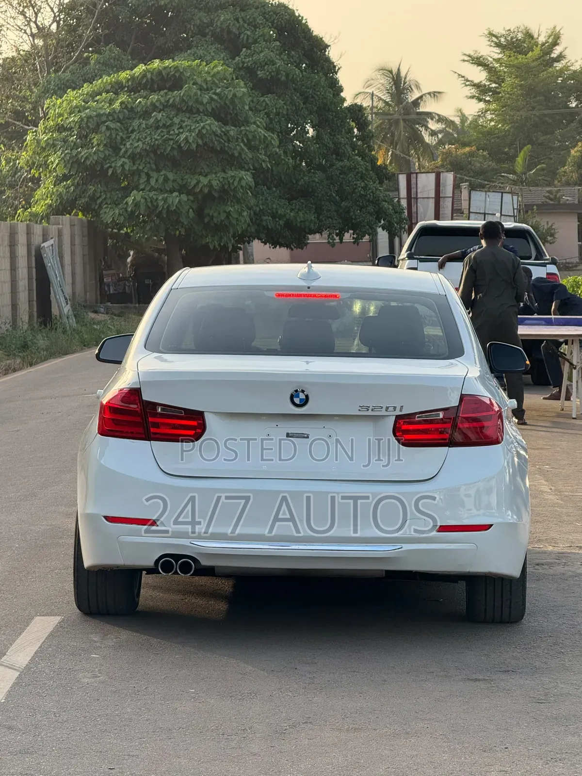 BMW 320i 2015 White