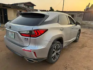 Lexus RX 2017 Silver