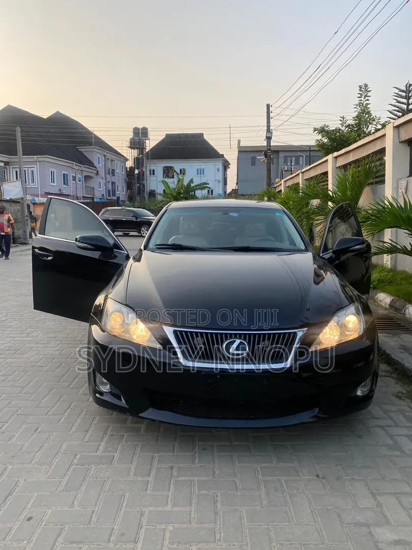 Lexus IS 250 2010 Black