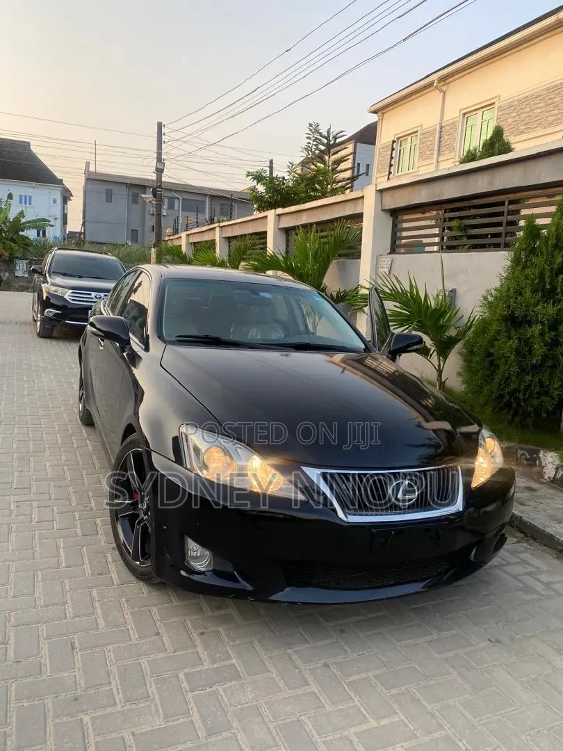 Lexus IS 250 2010 Black