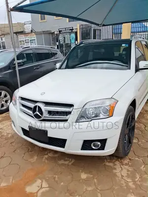 Mercedes-Benz GLK-Class 350 4MATIC 2012 White