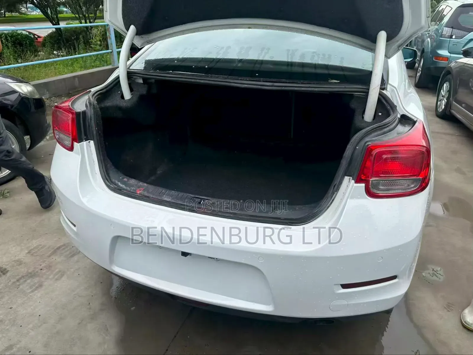 Chevrolet Malibu 2013 White