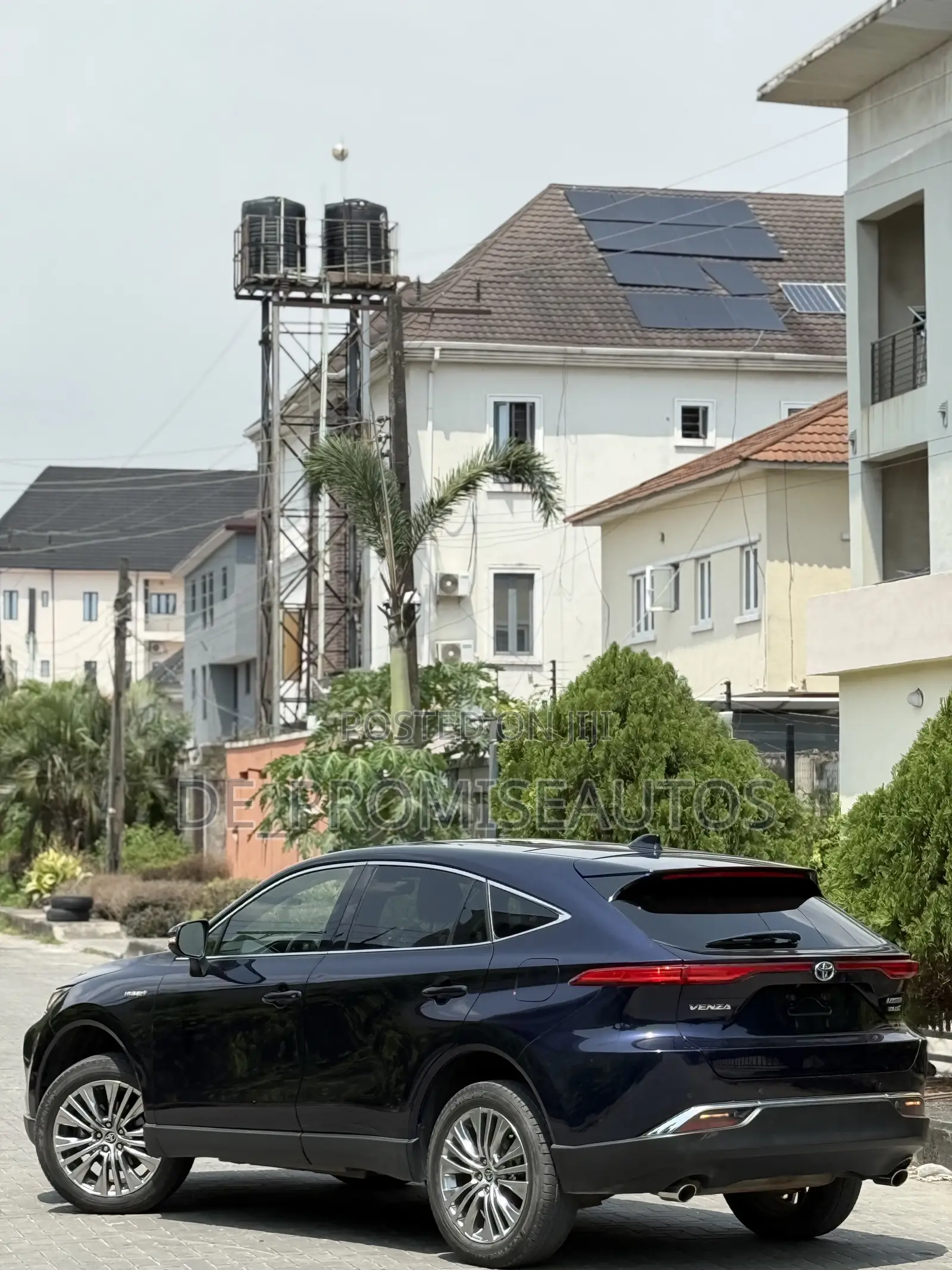 Toyota Venza Limited 2022 Blue