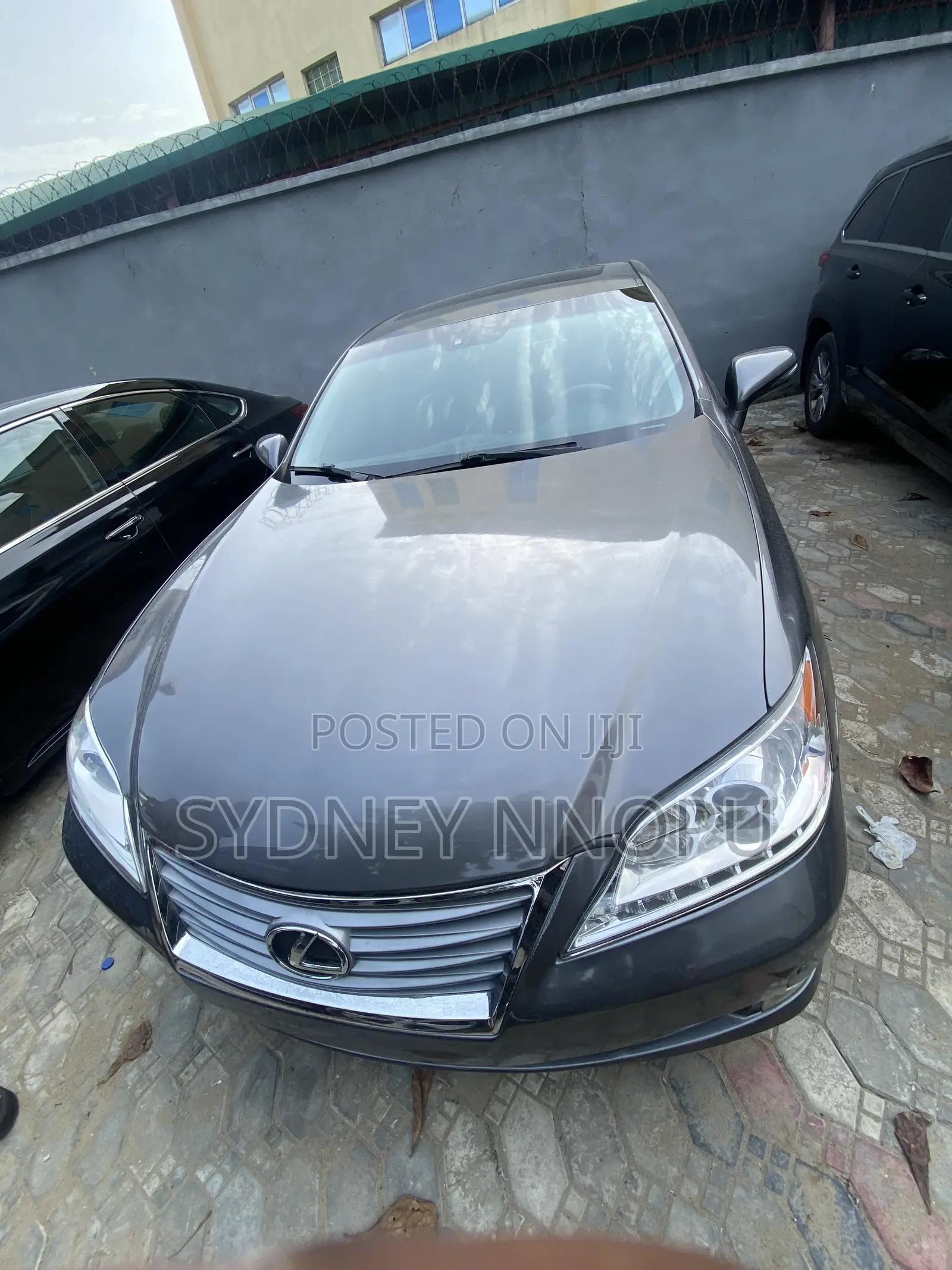 Lexus ES 2012 Gray