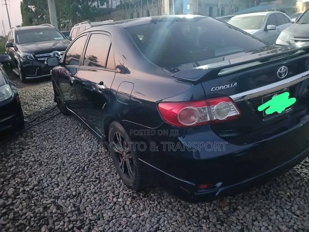 Toyota Corolla S 4dr Sedan (1.8L 4cyl 4A) 2013 Blue