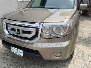 Honda Pilot EX 4dr SUV (3.5L 6cyl 5A) 2010 Gold