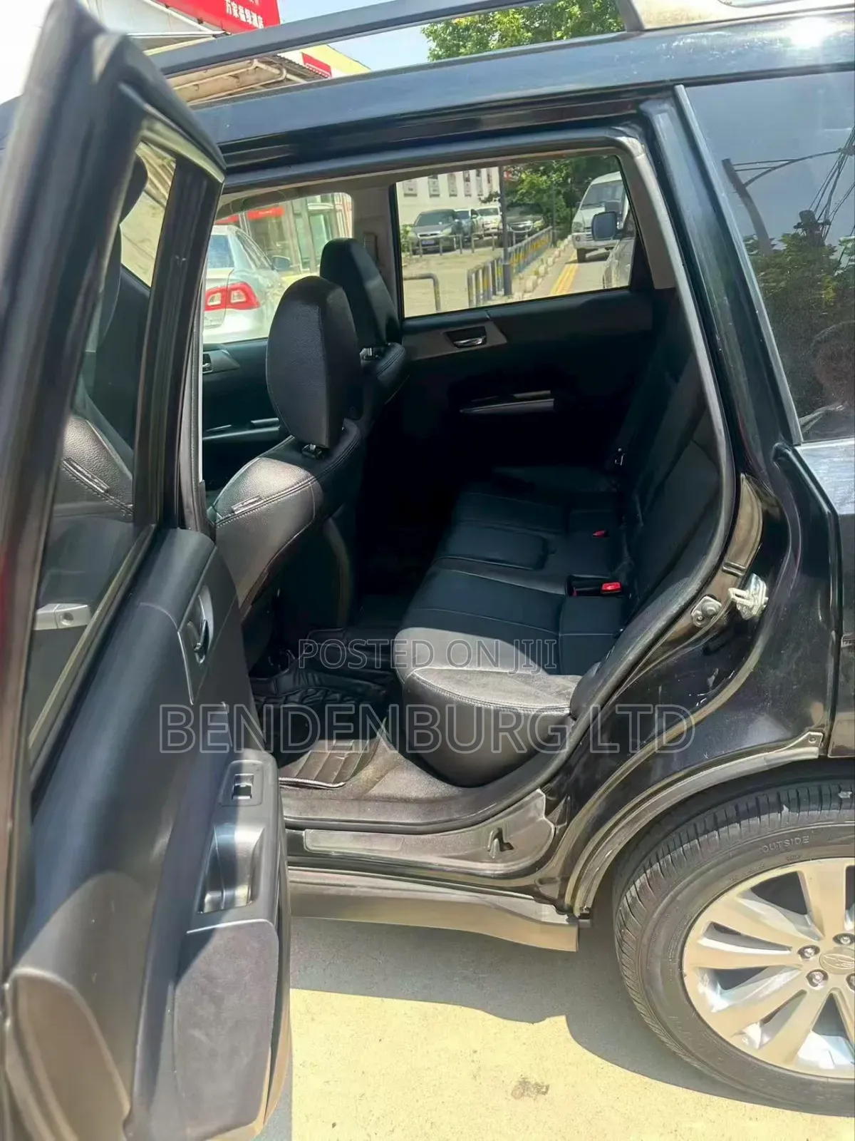 Subaru Forester 2011 Black