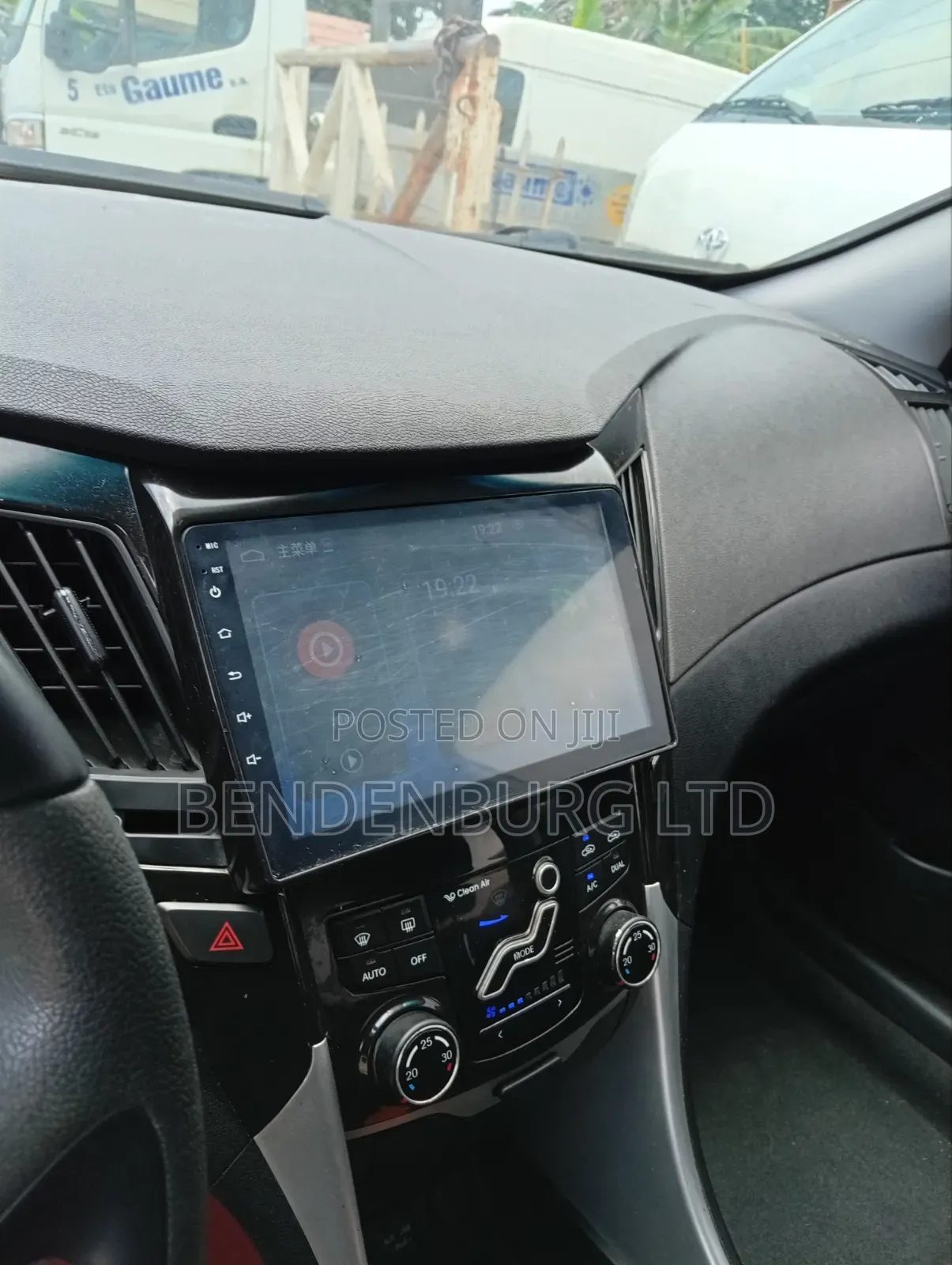 Hyundai Sonata SE 2.0T Sedan FWD (2.0L 4cyl 6A) 2012 Gold