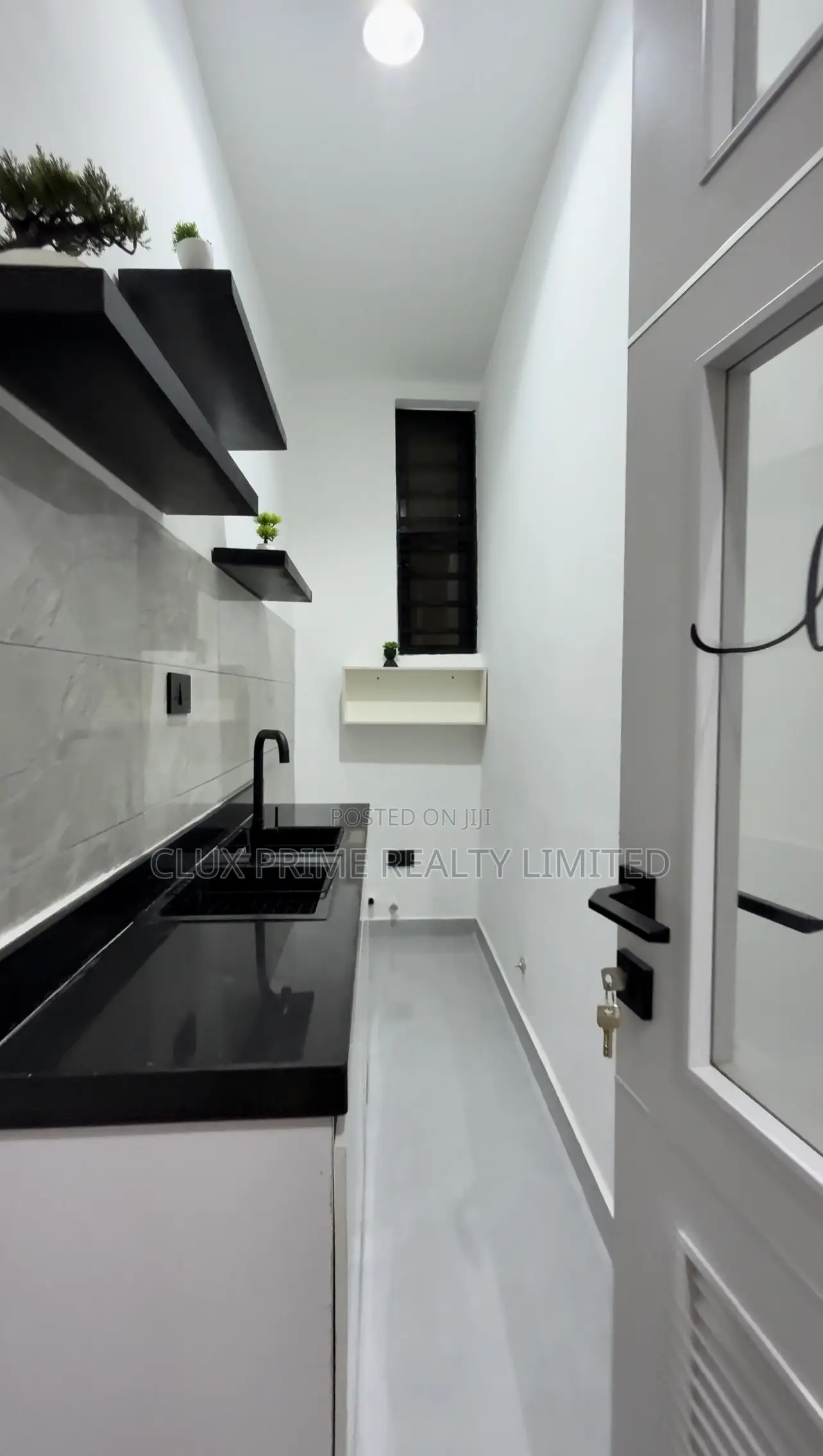 5bdrm Duplex in Lekki for sale